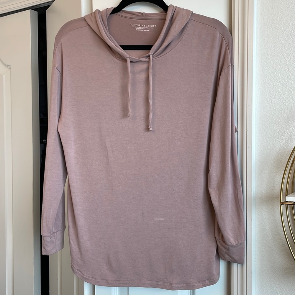 VICTORIA’S SECRET Hoodie